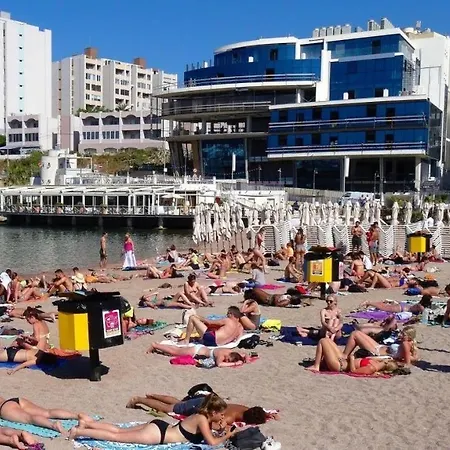 Superlative 24th Floor Mercury Tower 아파트 *