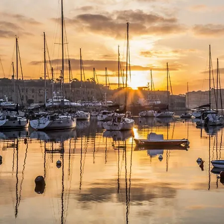 Superlative 24th Floor Mercury Tower