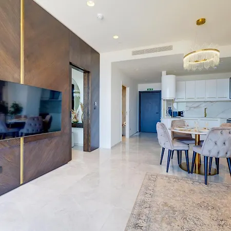 아파트 Superlative 24th Floor Mercury Tower *