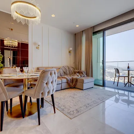 Superlative 24th Floor Mercury Tower *