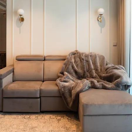 Superlative 24th Floor Mercury Tower