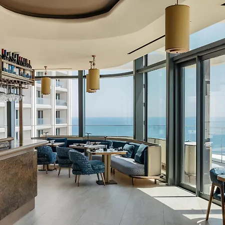 Superlative 24th Floor Mercury Tower By Buena Vista