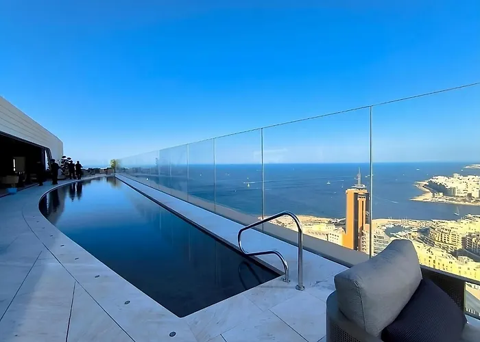 Superlative 24th Floor Mercury Tower By Buena Vista *