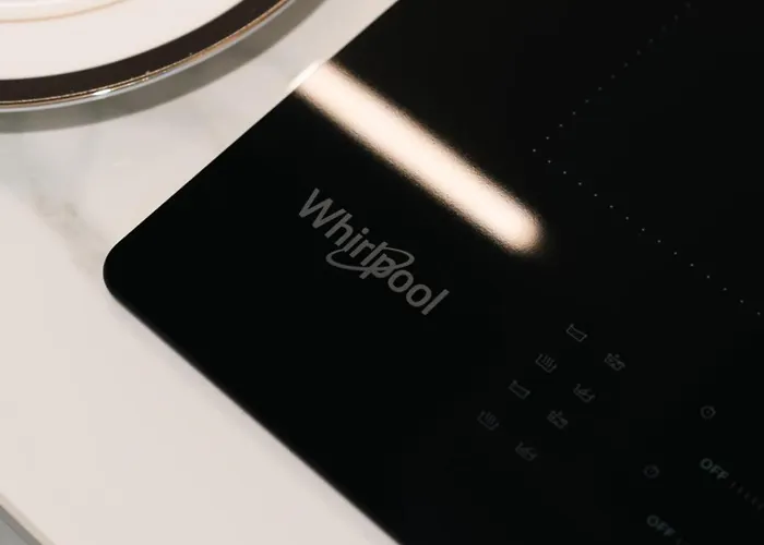 Superlative 24th Floor Mercury Tower By Buena Vista