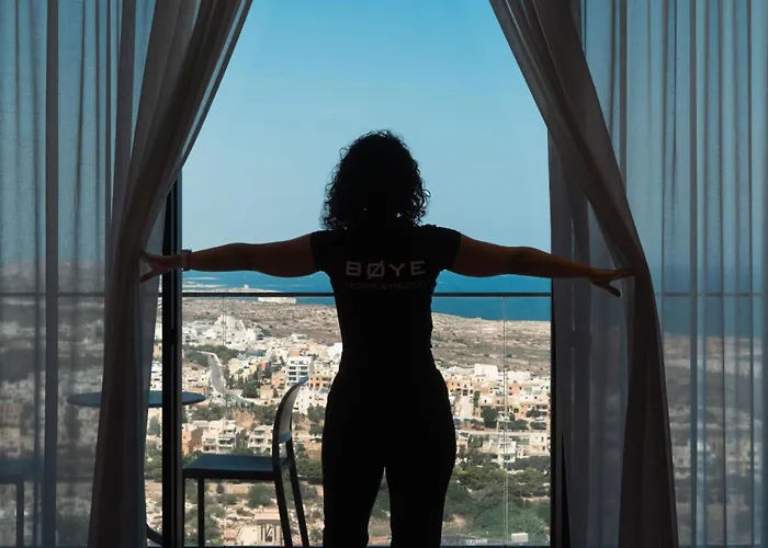 Appartement Superlative 24th Floor Mercury Tower By Buena Vista *