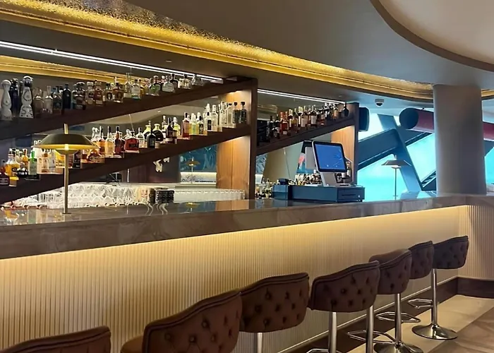 Superlative 24th Floor Mercury Tower By Buena Vista Appartement San Ġiljan