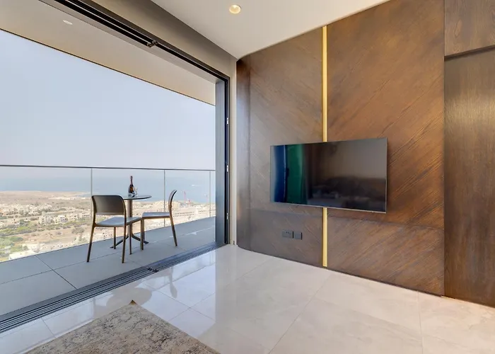 Superlative 24th Floor Mercury Tower By Buena Vista * San Ġiljan