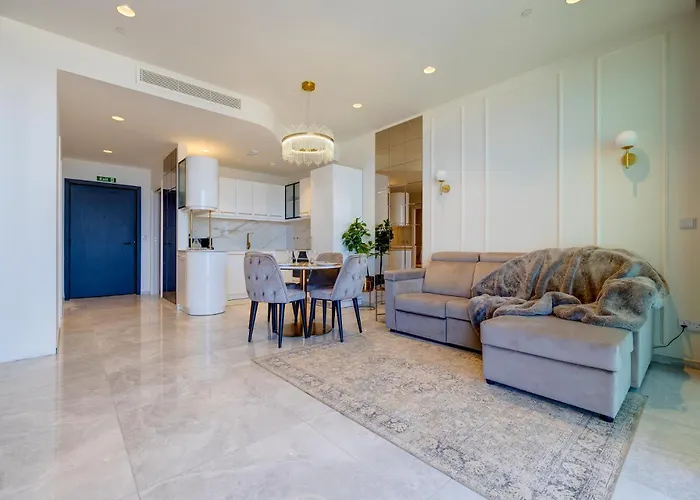 Appartement Superlative 24th Floor Mercury Tower By Buena Vista