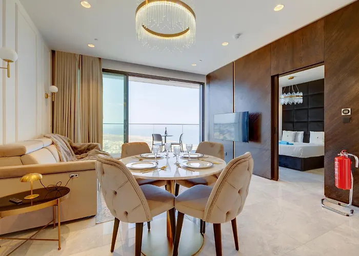 Superlative 24th Floor Mercury Tower By Buena Vista Appartement *