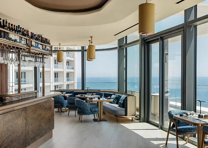 Superlative 24th Floor Mercury Tower By Buena Vista